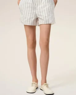 Ami Paris Beige Leather One Cut Shoes WHITE CREAM Flash Sale