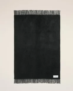 Ami Paris Bicolor Double-Sided Blanket With Ami Alexandre Mattiussi Tab BLACK Fashion