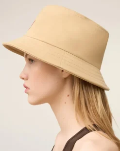 Ami Paris Red Ami de Coeur Embroidery Bucket Hat SAND Best Sale
